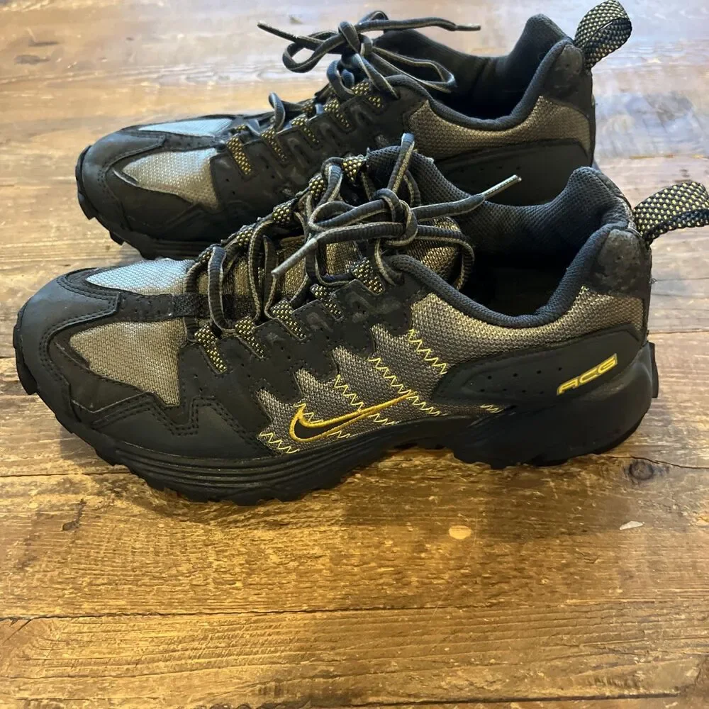 Nike ACG Vintage Air Trigo Mens Size 7.5 Brown Tan 306316 301 Hiking Boots Shoes